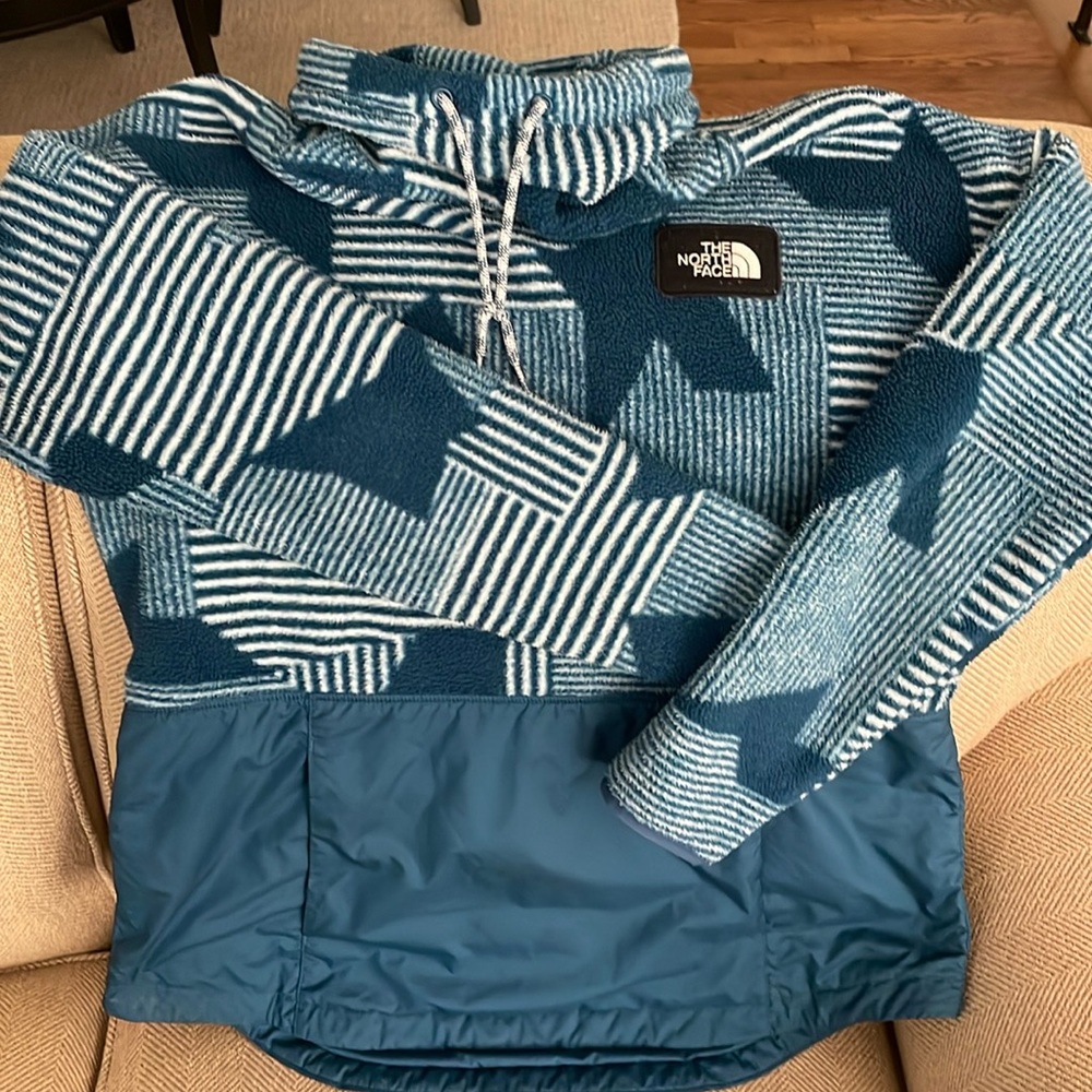 North Face Funnel Neck Fleece Pullover